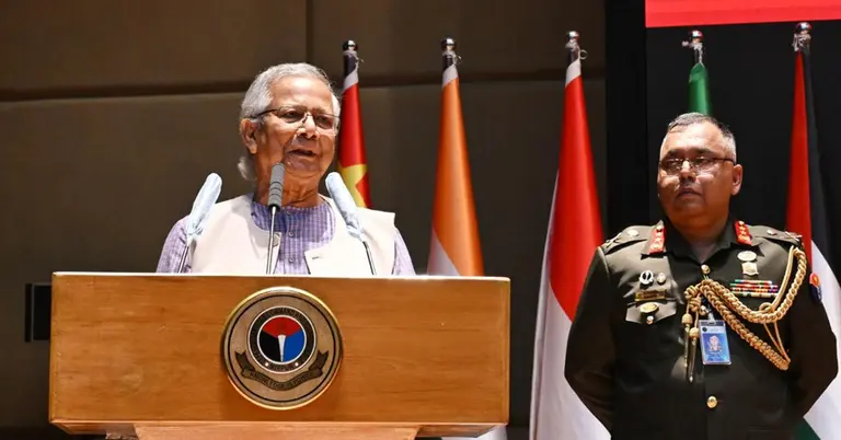 কথা বলছেন প্রধান উপদেষ্টা